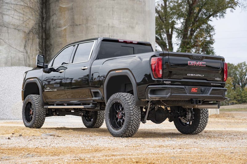 7 Inch Lift Kit
Chevy/GMC 2500HD/3500HD 4WD (20-25)